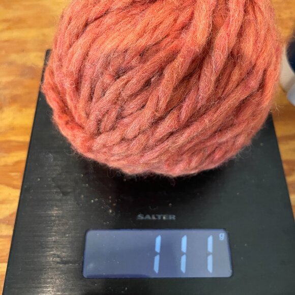 Wool and the Gang 100% recycled wool - Picture 3 of 12